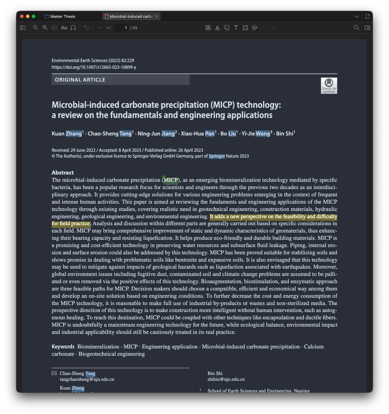 Zoteros built-in PDF reader, with yellow general highlights and green key-term highlights ready for import.